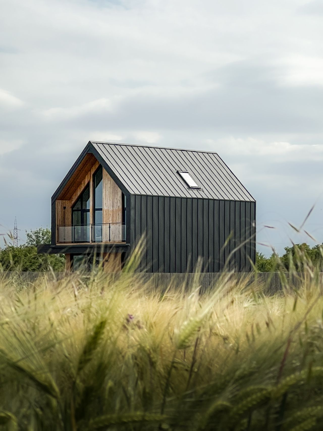 Horizon Cabin — Micro-luxo nos campos alentejanos