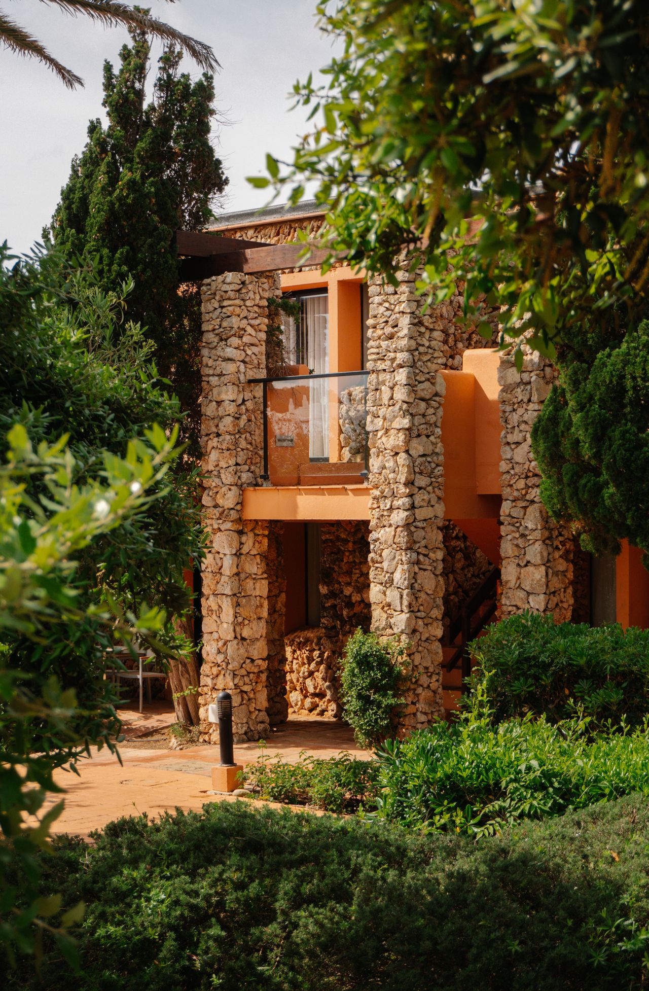 Condomínio Privado Greenery — Linhas limpas e jardins extensos